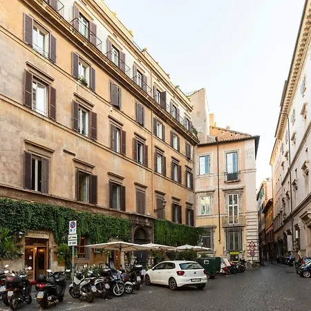 Apartment Pantheon Palazzo Nari #9